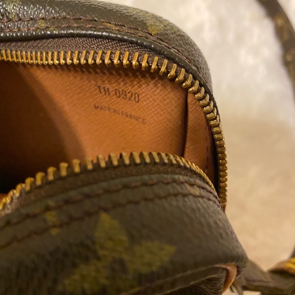 Authentic Amazon PM sling bag - Picture 12 of 15